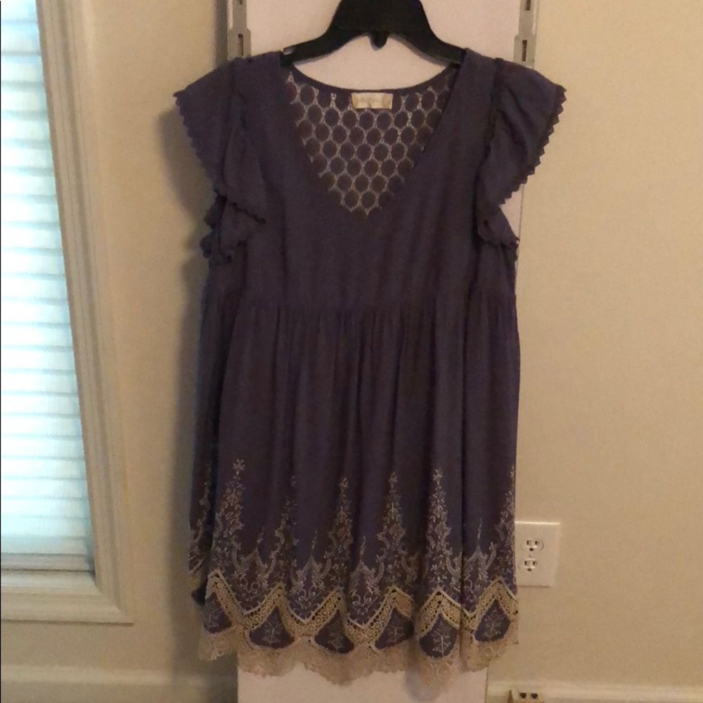 cute dress. worn twice. size S